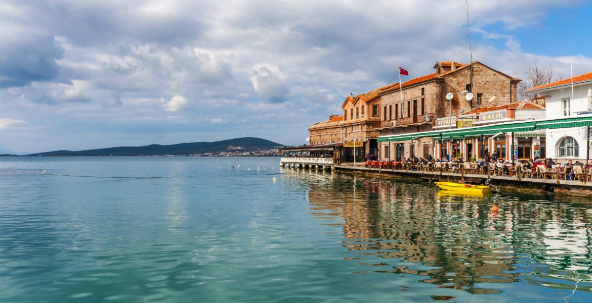 Ayvalık Sarımsaklı'da Tatil 
